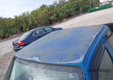 2002 Ford Ranger Edge/Tremor/Xl/Xlt from USA, damaged, VIN 1FTYR14U92TA00544